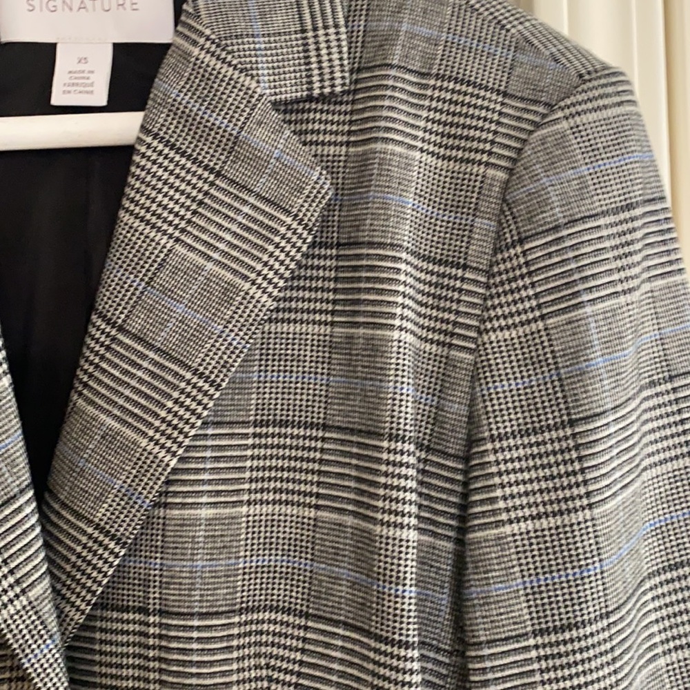 Nordstrom Signature plaid single bottom blazer.